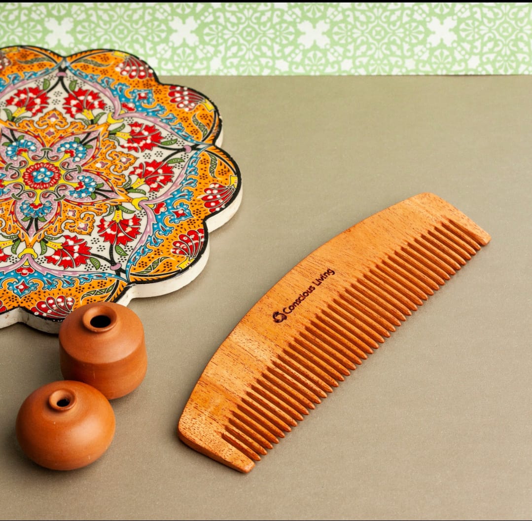 CL NEEM WOOD MOON PRE COMB MEDIUM