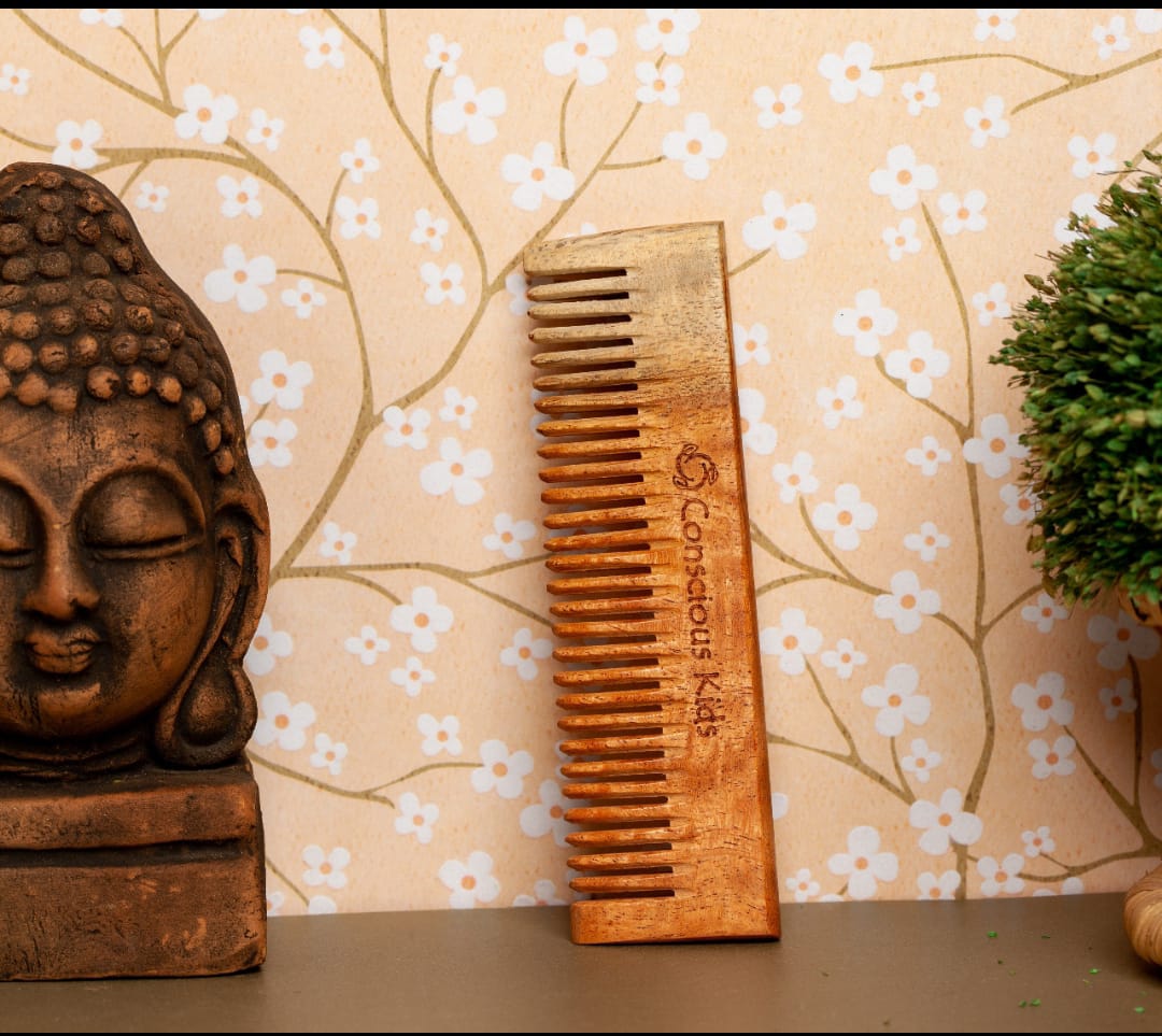 CL NEEM WOOD POCKET COMB